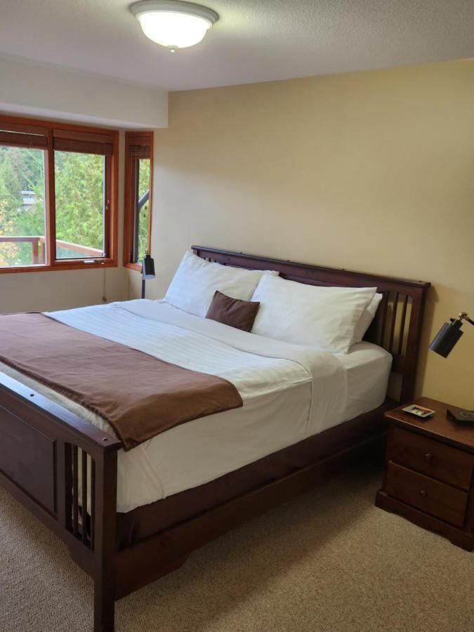Sunshine Coast Resort Madeira Park ภายนอก รูปภาพ